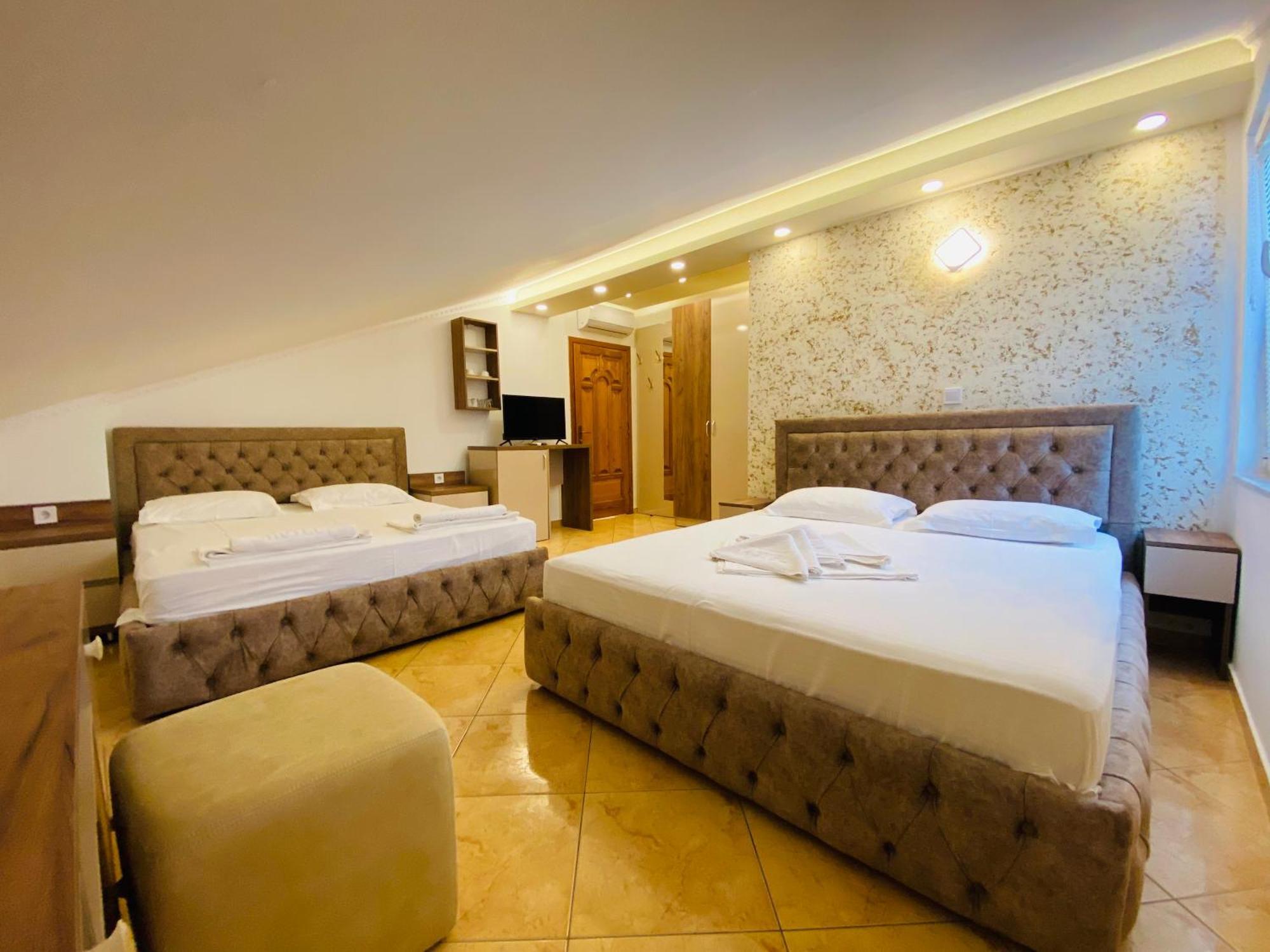 أولتْسي Apart Hotel Llolla المظهر الخارجي الصورة