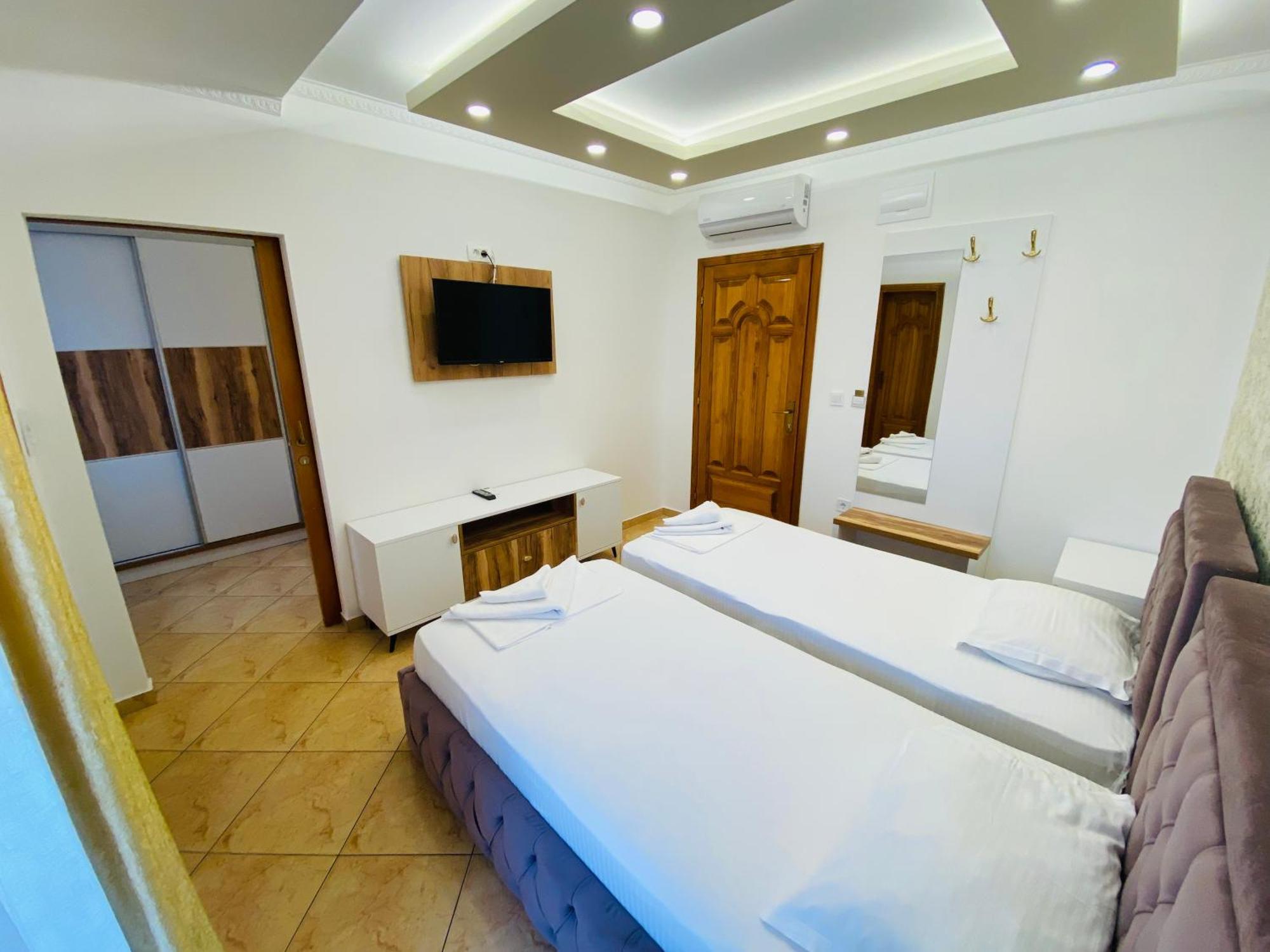 أولتْسي Apart Hotel Llolla المظهر الخارجي الصورة