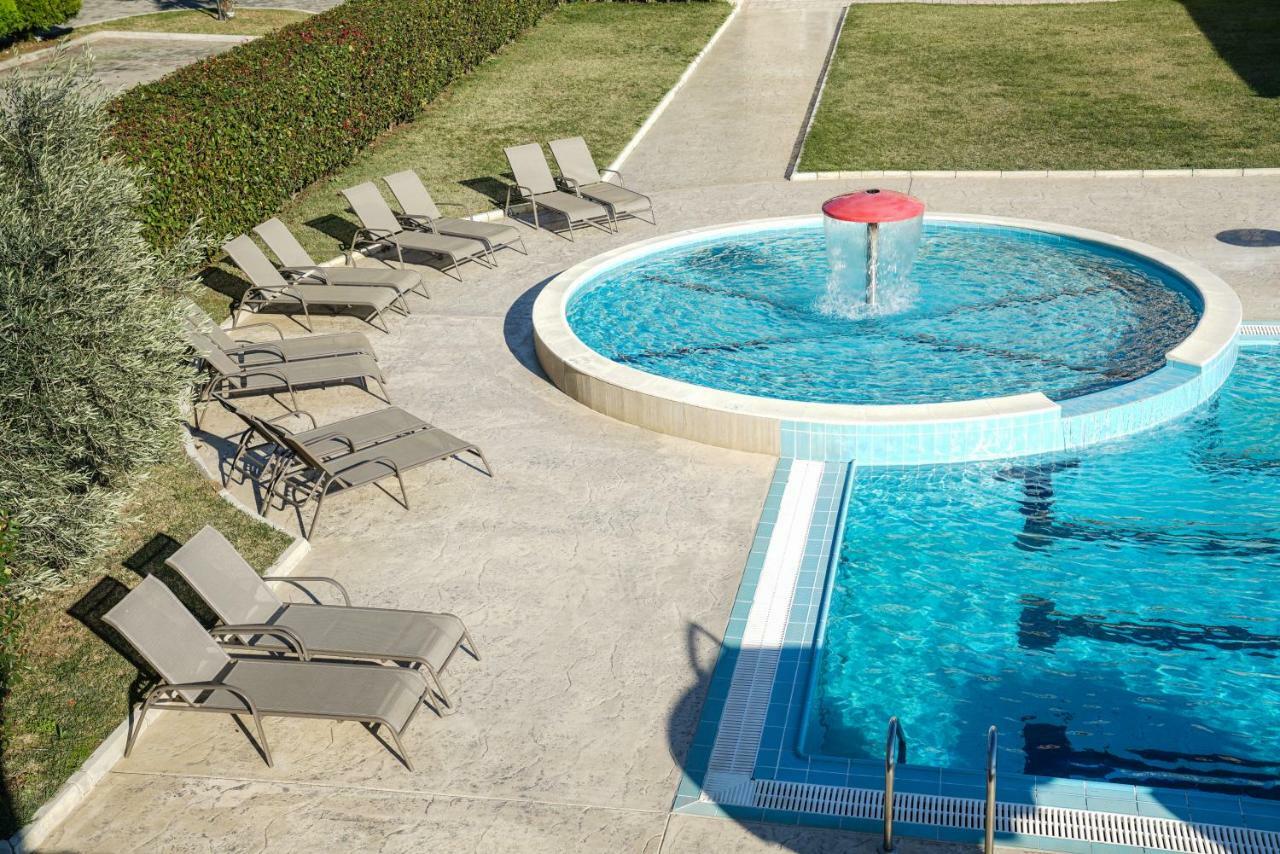 أولتْسي Apart Hotel Llolla المظهر الخارجي الصورة