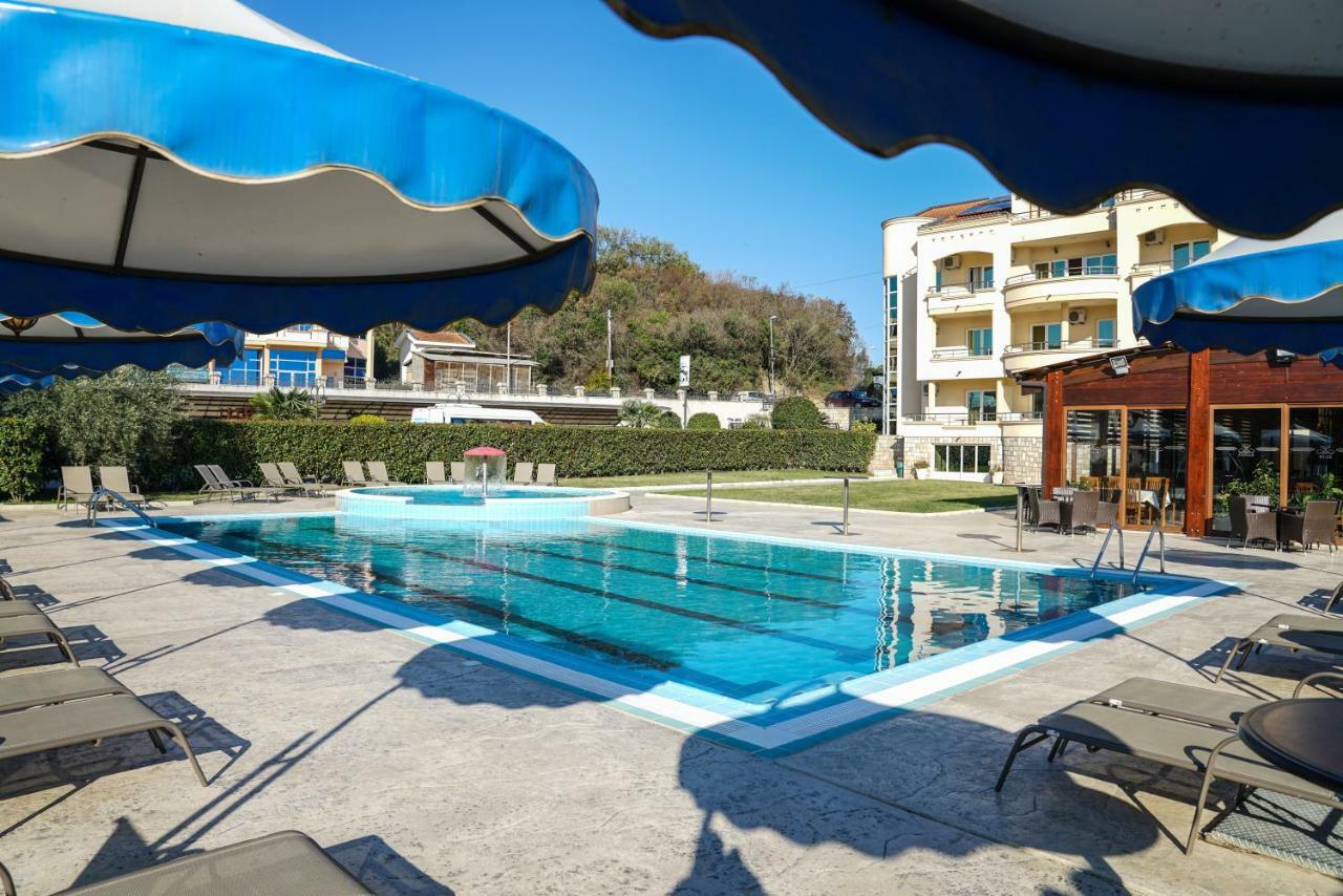 أولتْسي Apart Hotel Llolla المظهر الخارجي الصورة